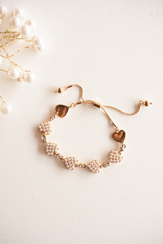 Valentine's Day Floating Heart Bracelet | Drawstring Pearl Bracelet