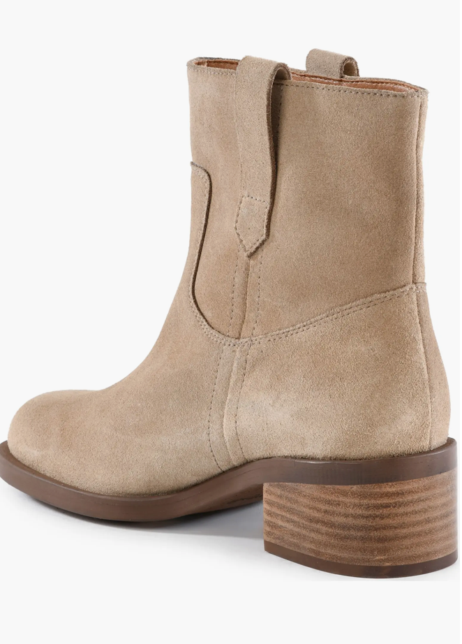 Seychelles Western Cozy Suede Bootie-
