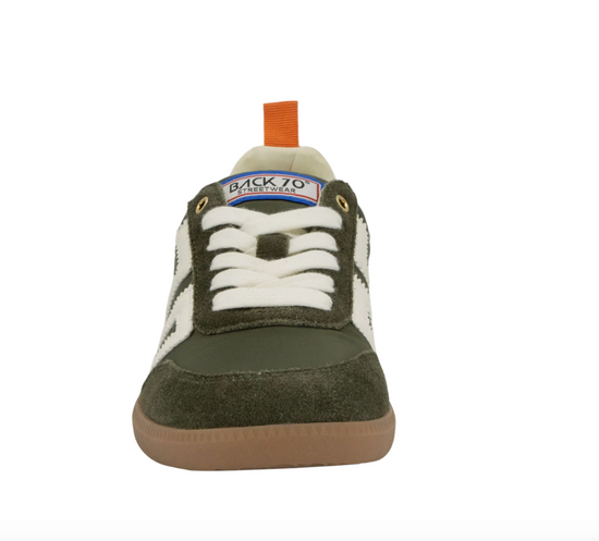 Retro low top olive sneakers with suede and nylon upper